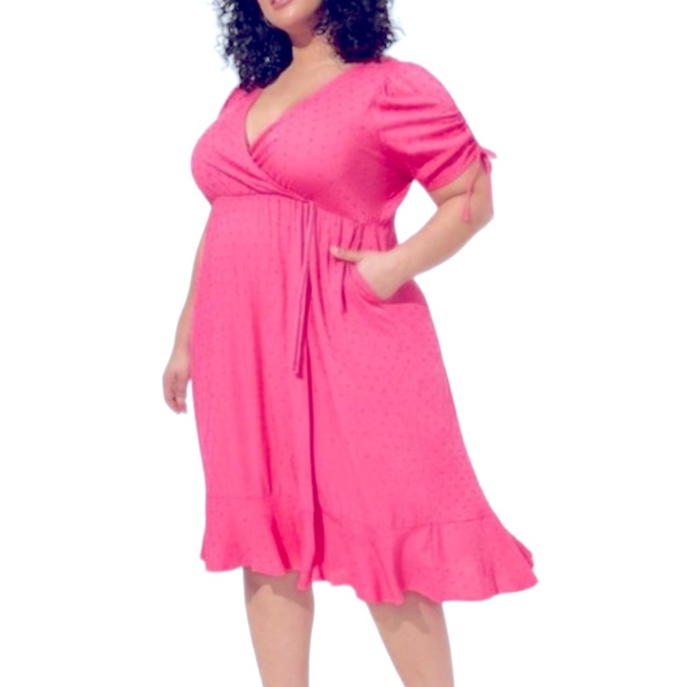 TORRID pink swiss dot faux wrap split skirt short sleeve midi dress sz 00(10/M)